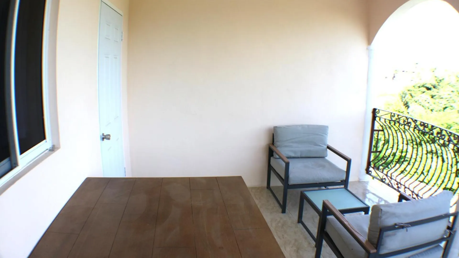 Tamra'S Getaway Apartment Montego Bay